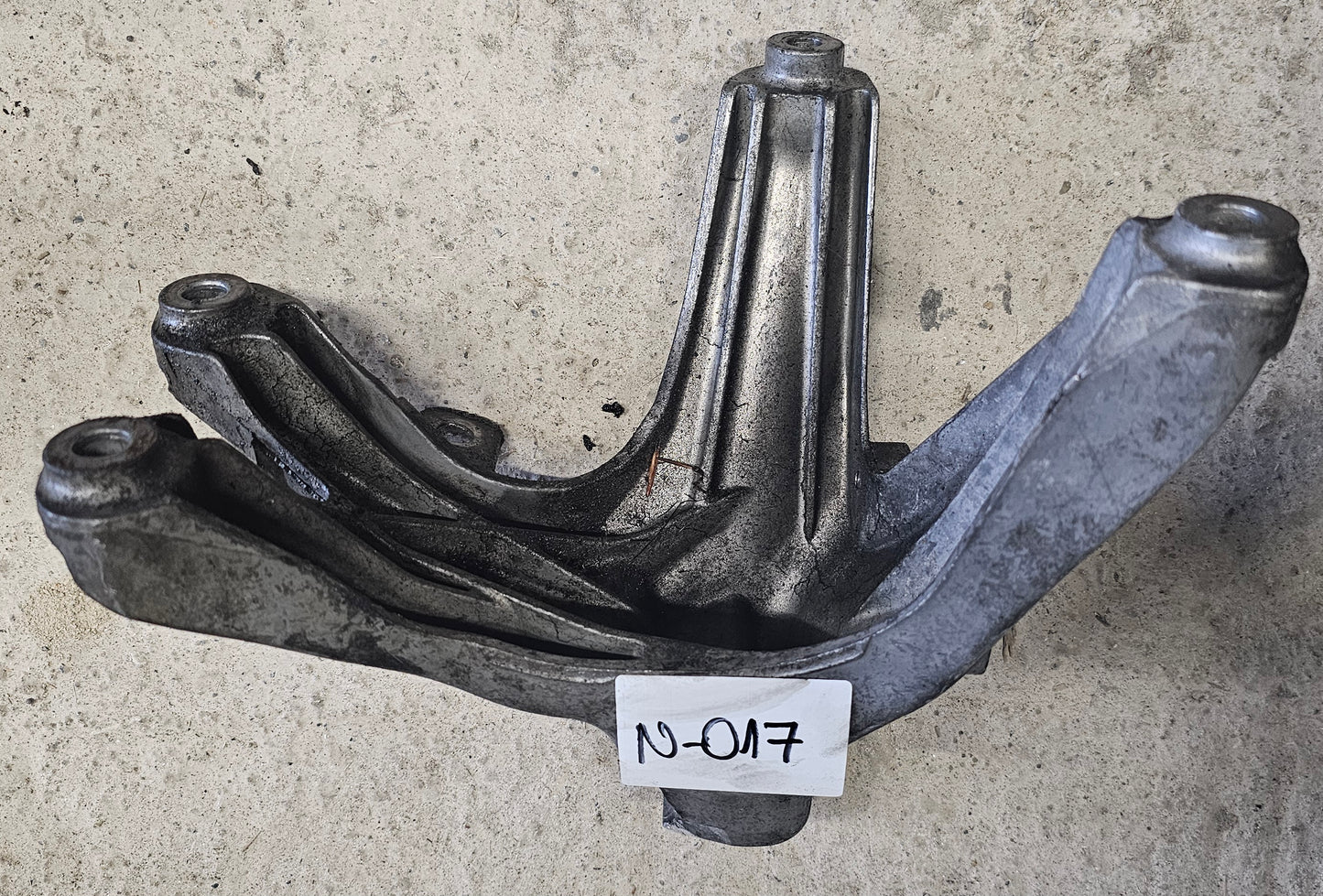 Nosilec motorja-VW,SEAT,ŠKODA,AUDI