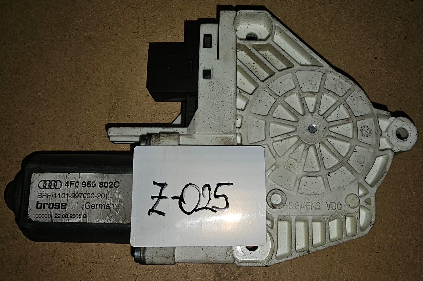 Motorček stekla-Audi A6 C6