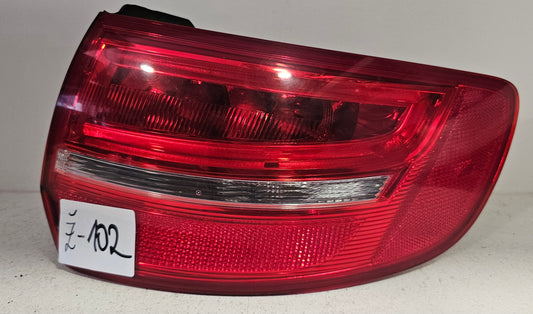 Žaromet zadnji desni Audi A3 8P