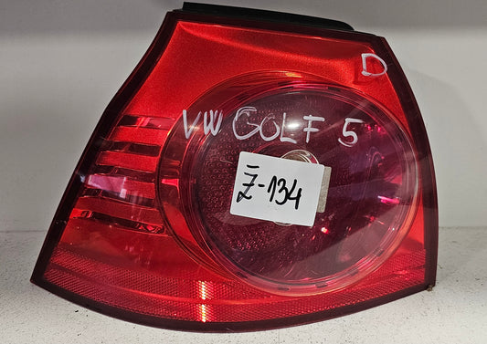 Žaromet zadnji levi VW Golf 5