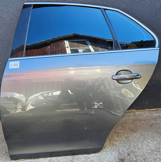 Vrata zadnja leva VW Jetta