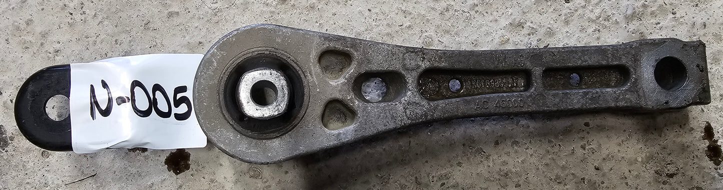 Nosilec motorja-VW,SEAT,ŠKODA,AUDI