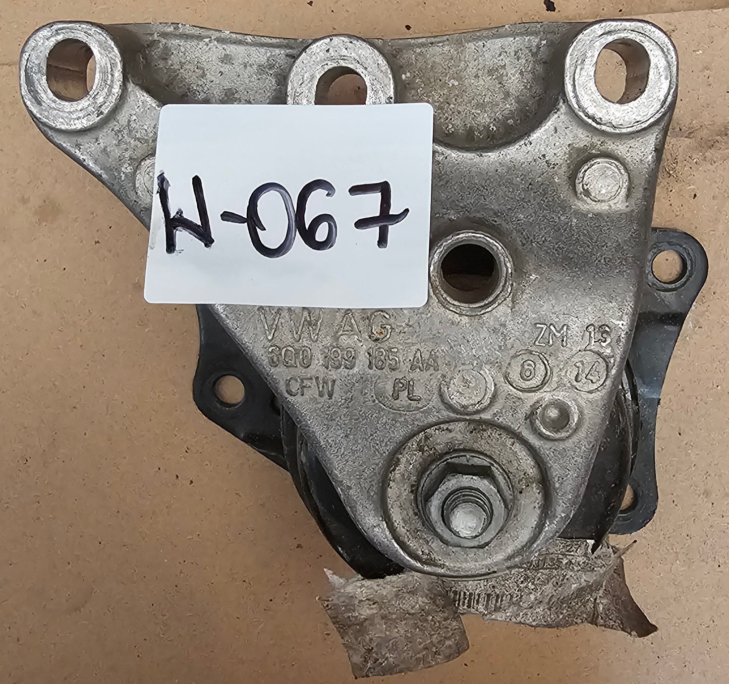 Nosilec motorja- VW,SEAT,ŠKODA,AUDI