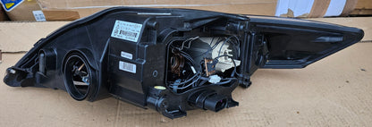 Žaromet sprednji desni- Ford Mondeo (novo)