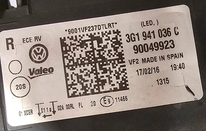 Žaromet sprednji desni-VW Passat B8