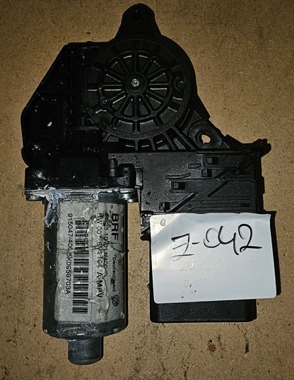 Motorček stekla- VW,SEAT,ŠKODA,AUDI