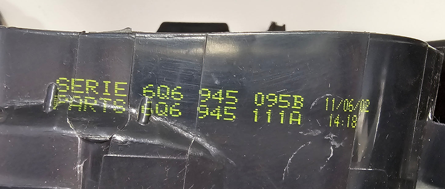 Žaromet zadnji levi VW Polo