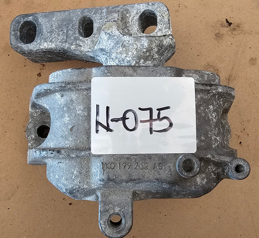 Nosilec motorja- VW,SEAT,ŠKODA,AUDI