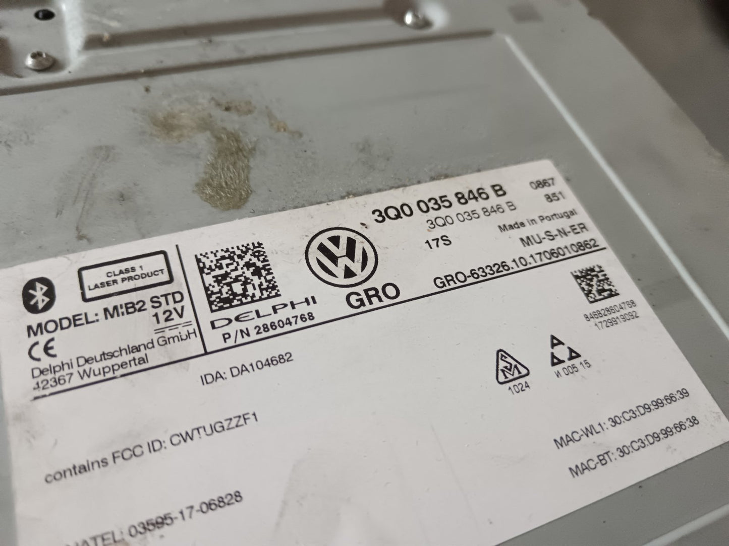 Radio enota VW