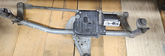 Vodilo brisalcev VW Passat B7