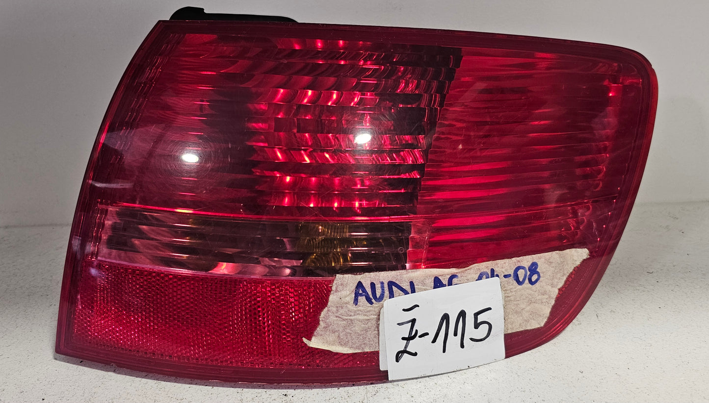 Žaromet zadnji desni Audi A6 C6