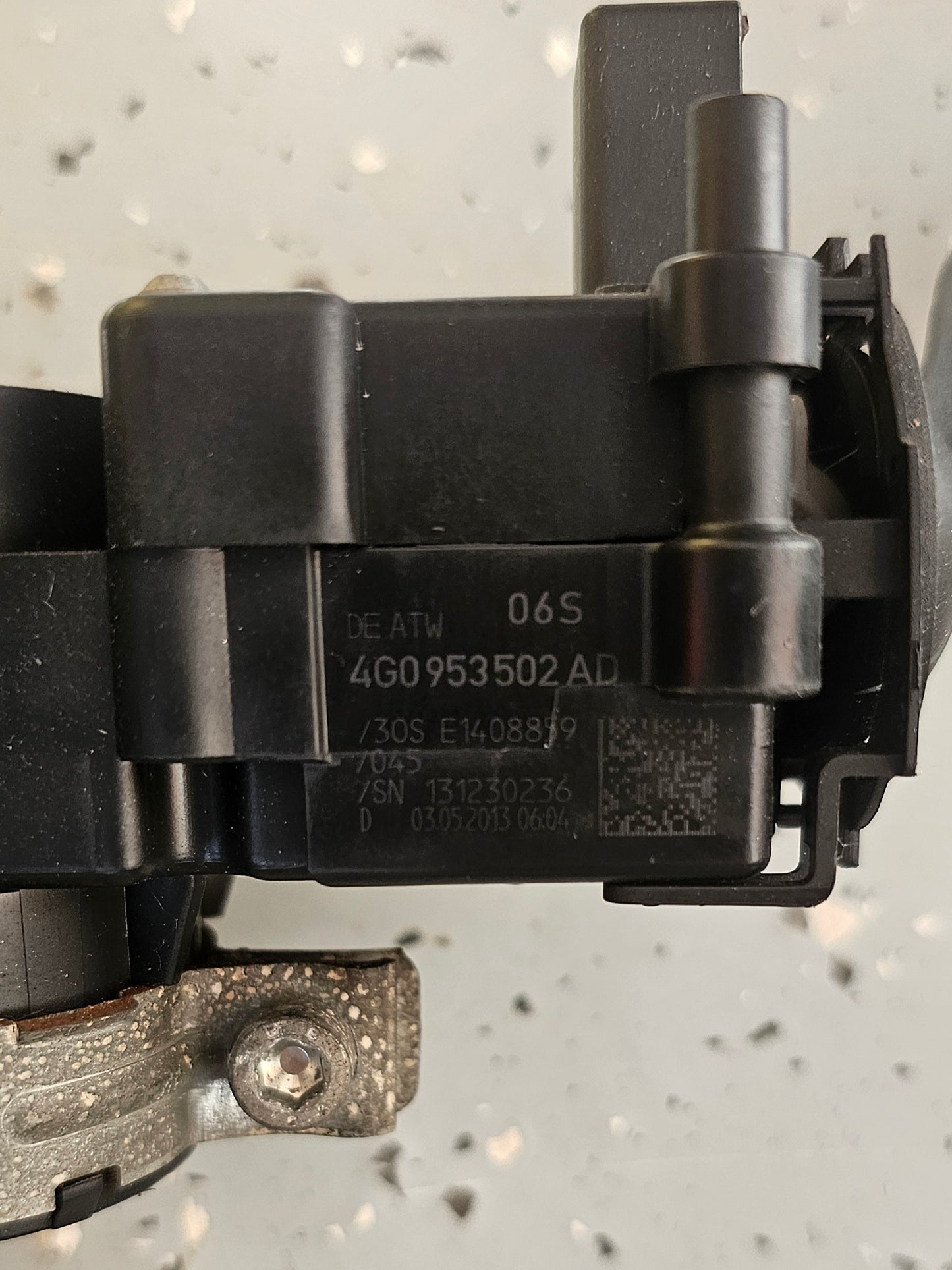 Obvolanska stikala-Audi A6,A7