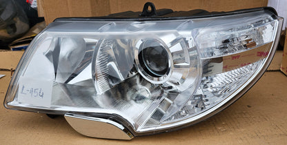 Žaromet sprednji levi-Škoda Superb (novo)