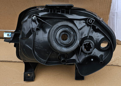 Žaromet sprednji desni- Renault Clio II (novo)
