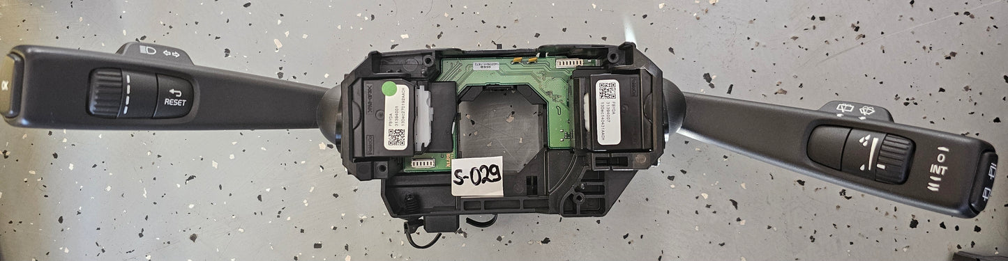 Obvolanska stikala-Volvo