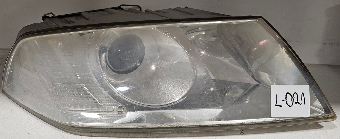 Žaromet sprednji desni-Škoda Octavia II