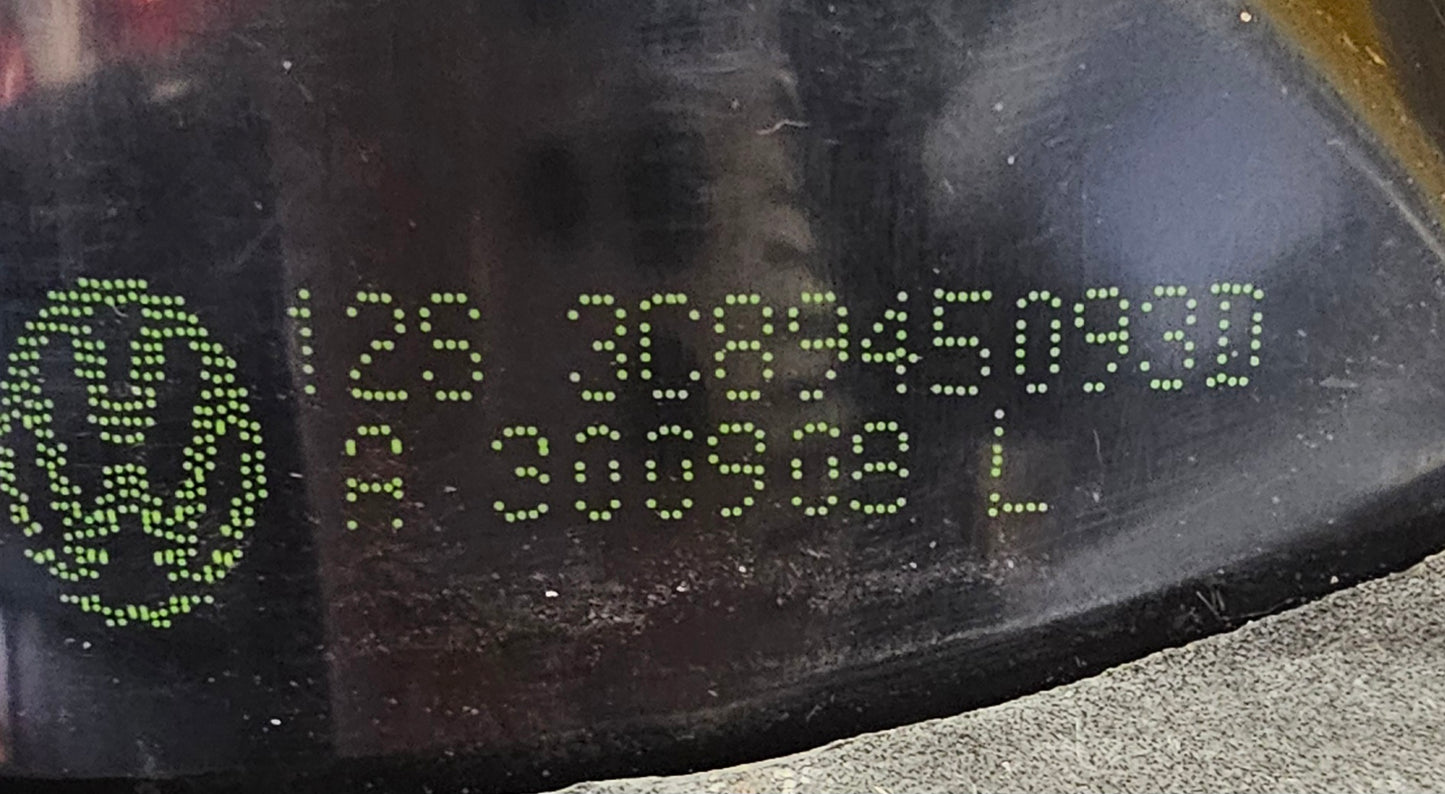 Žaromet zadnji VW Passat CC
