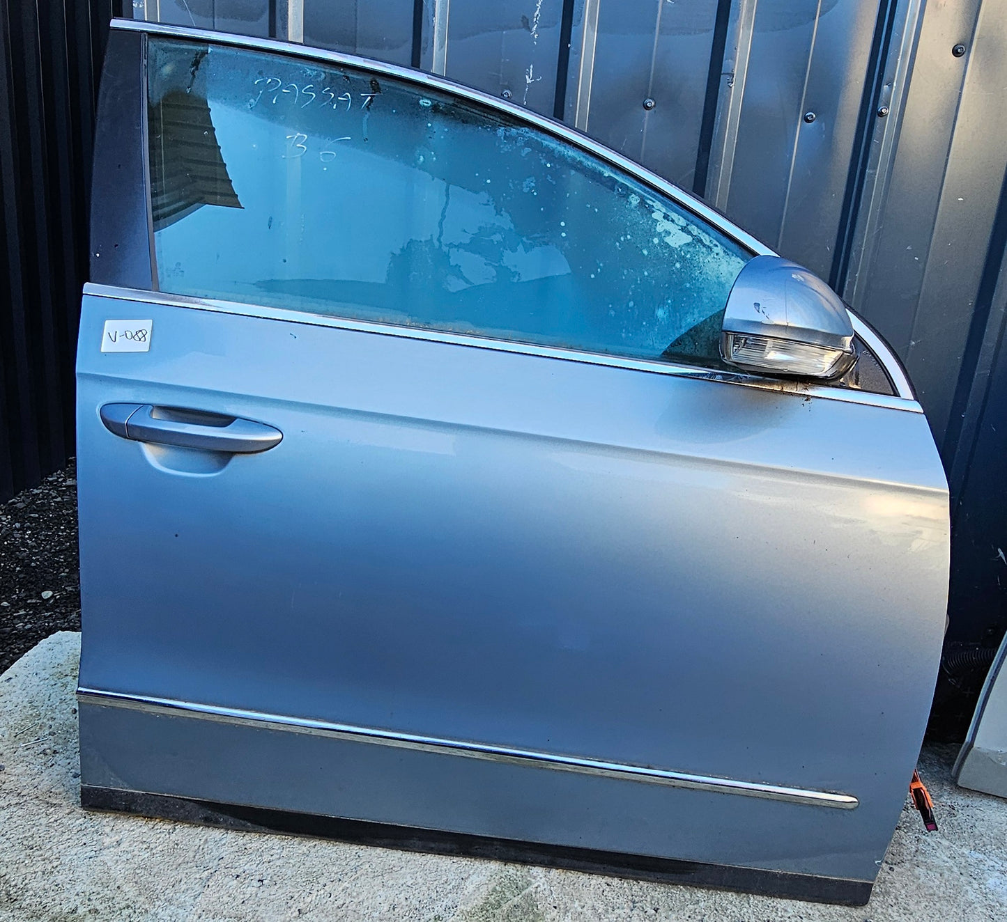 Vrata sprednja desna- VW Passat B6