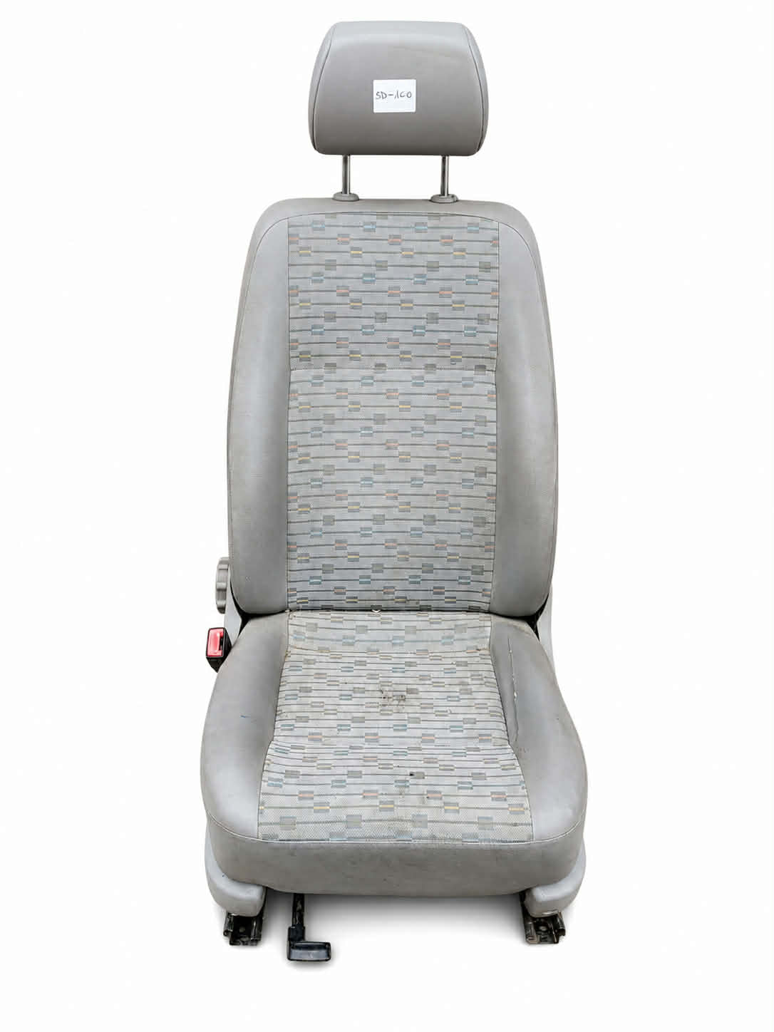 Sedez spredaj levo - VW Touran 5