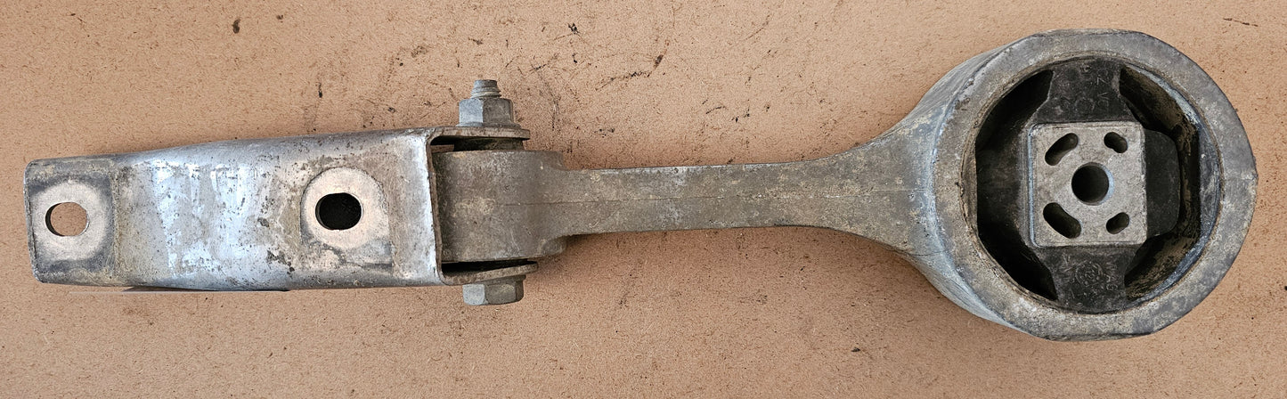 Nosilec motorja- VW,SEAT,ŠKODA,AUDI