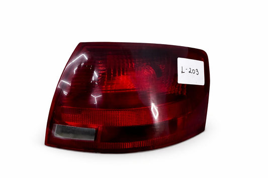 Zadnji desni zaromet audi a4 b7