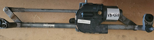 Vodilo brisalcev VW Golf 5