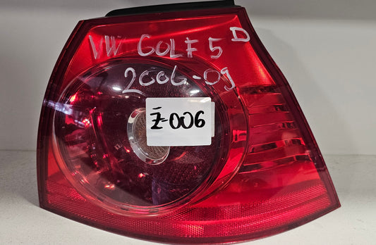 Žaromet zadnji desni VW Golf 5