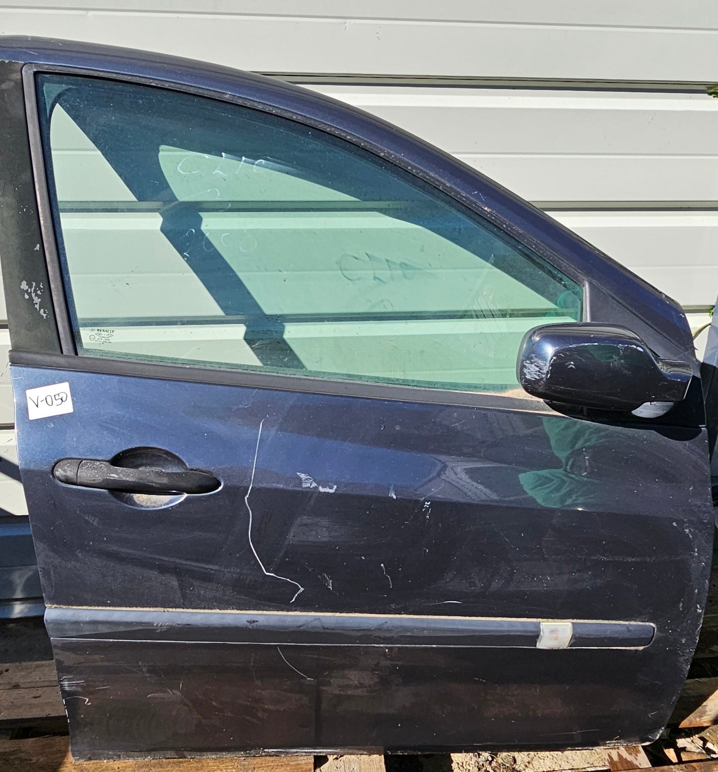 Vrata sprednja desna- Renault Clio III