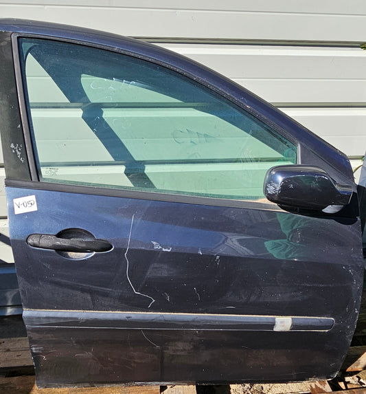 Vrata sprednja desna- Renault Clio III